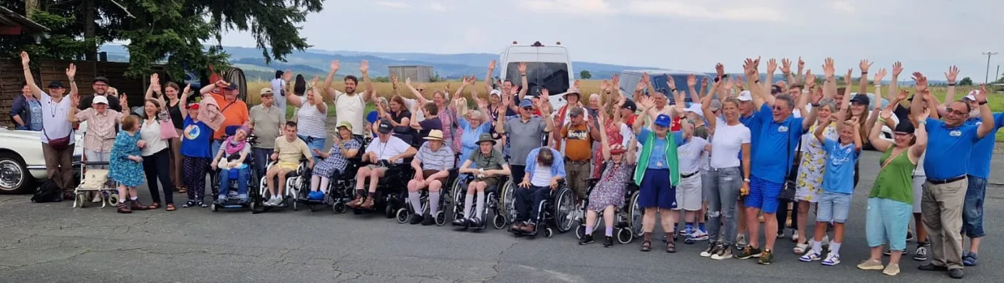 OT 131 Wiesbaden bei der Cabrio-Ausfahrt mit der Lebenshilfe Wiesbaden